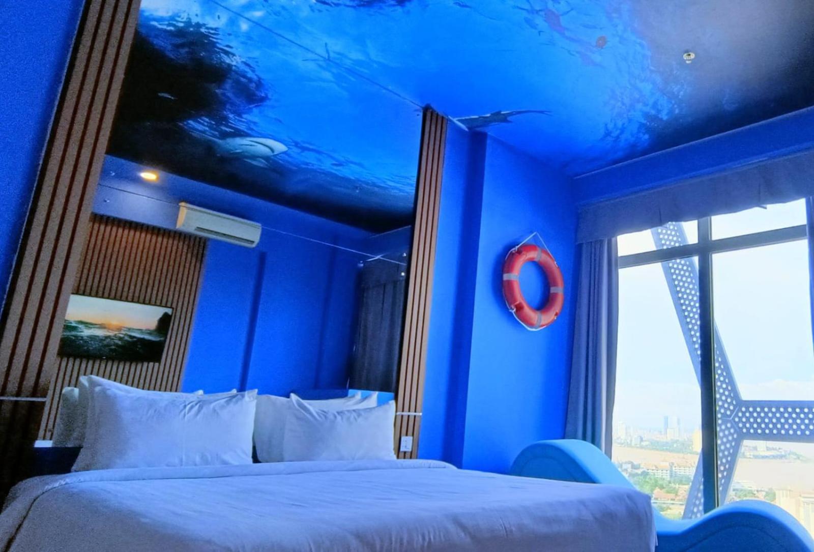 Hotel The Bridge Club Phnom Penh Exterior foto